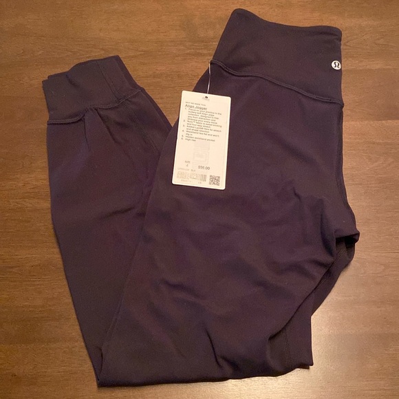 Lululemon🍋Align High Rise Jogger (Full Length) - Picture 4 of 8